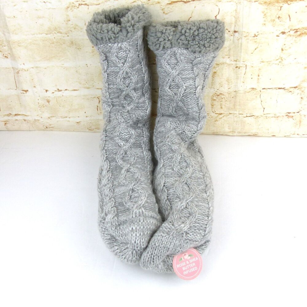 Aromasoles Lounge Socks Cable Knit One Size Gray Lined Rose Shea Butter Non Slip - Picture 2 of 10